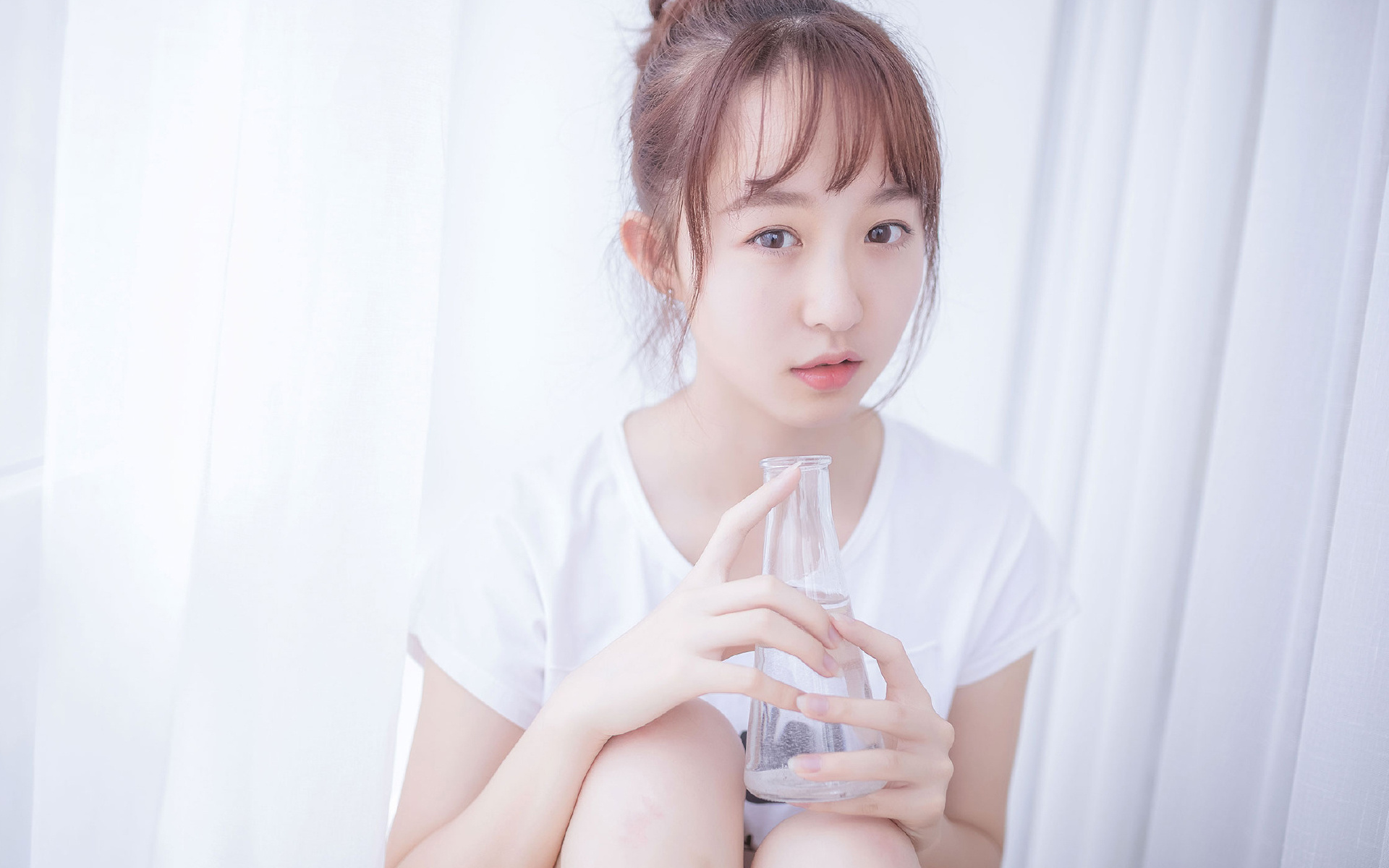 九游电脑版-拜仁慕尼黑主场大胜，锁定晋级希望，拜仁慕尼黑比赛视频