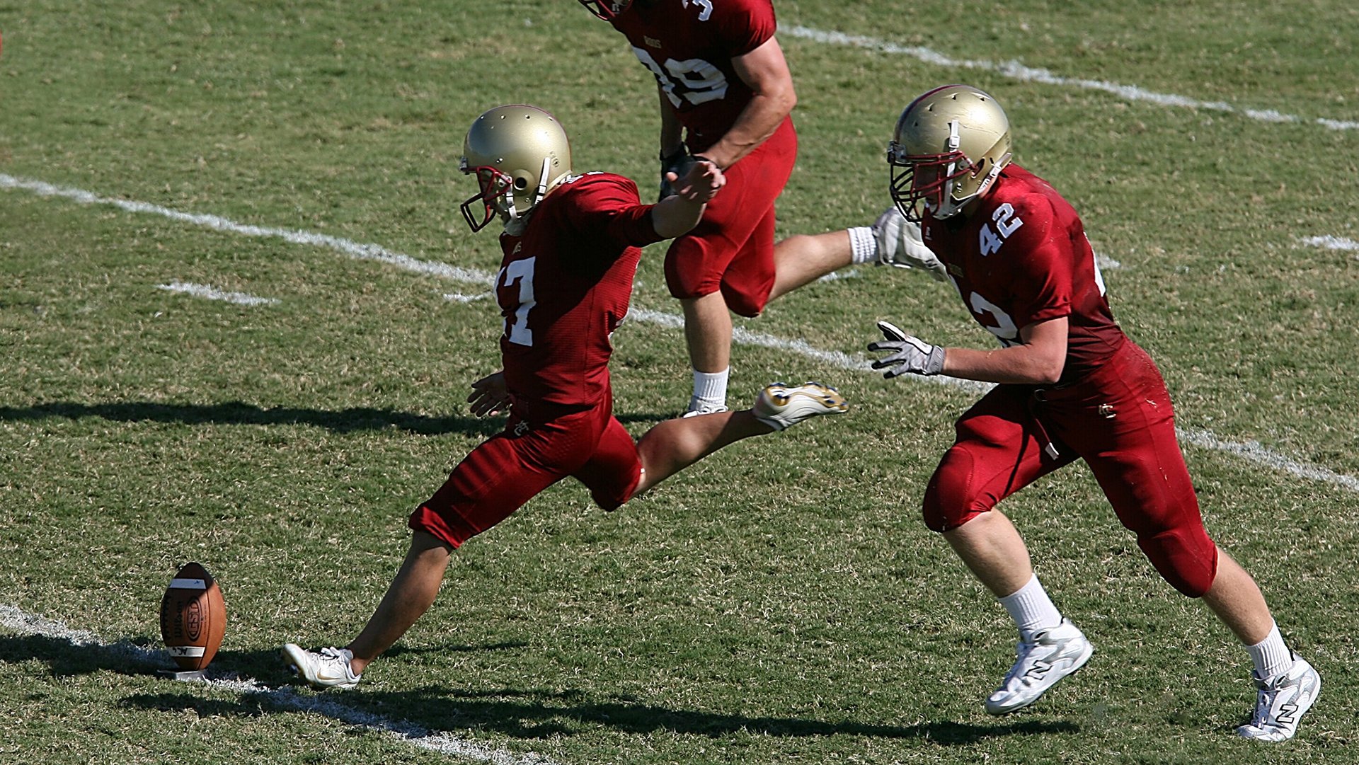 产业融合：汽车制造商的赛场新布局，汽车产业链技术服务平台