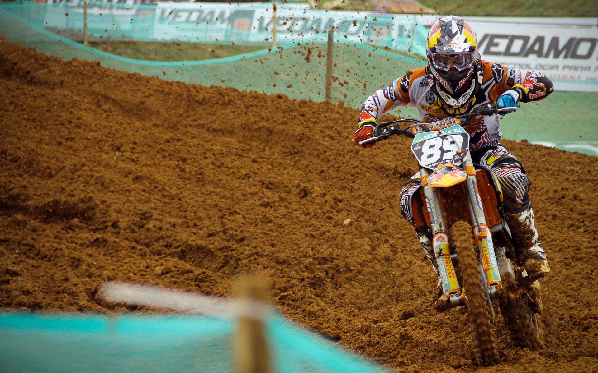 欢乐水上蹦床争霸,水中跃动的青春运动,水上蹦蹦床使用说明书阅读答案