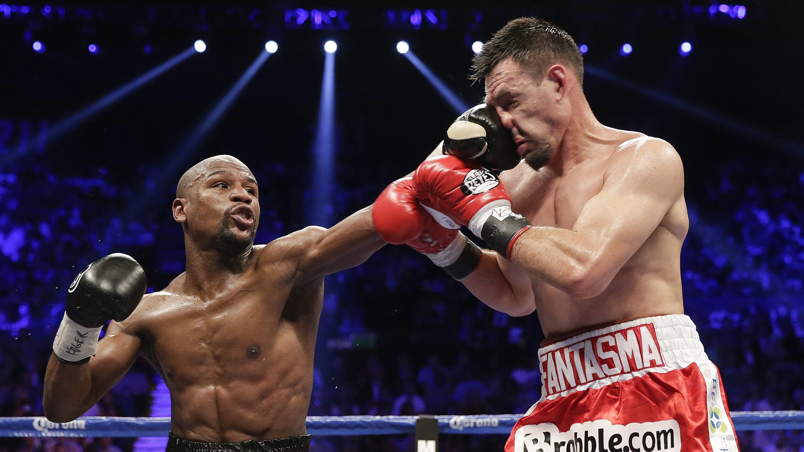 足球品牌授权产品销量稳步增长,知名足球品牌